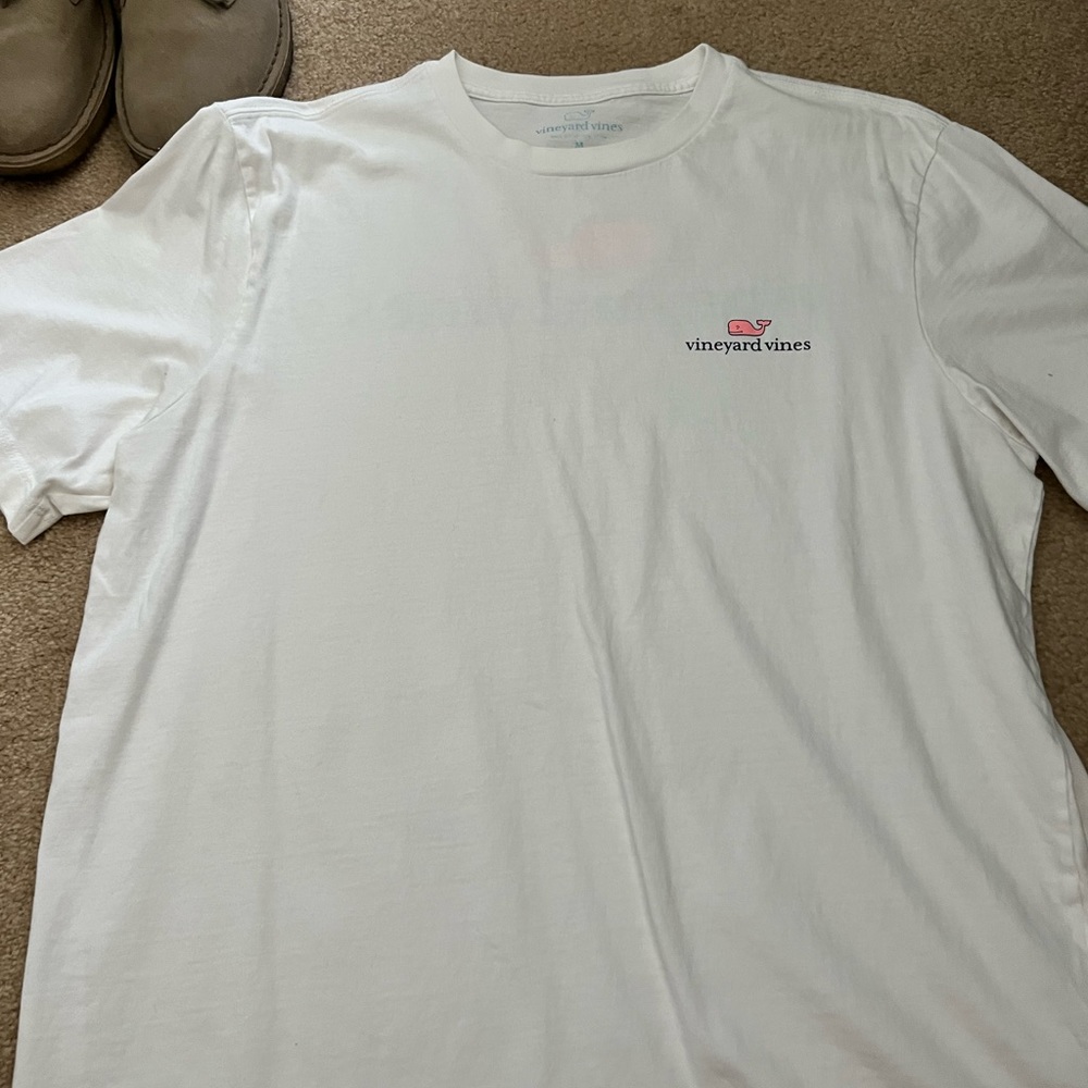 vineyard vines tshirt